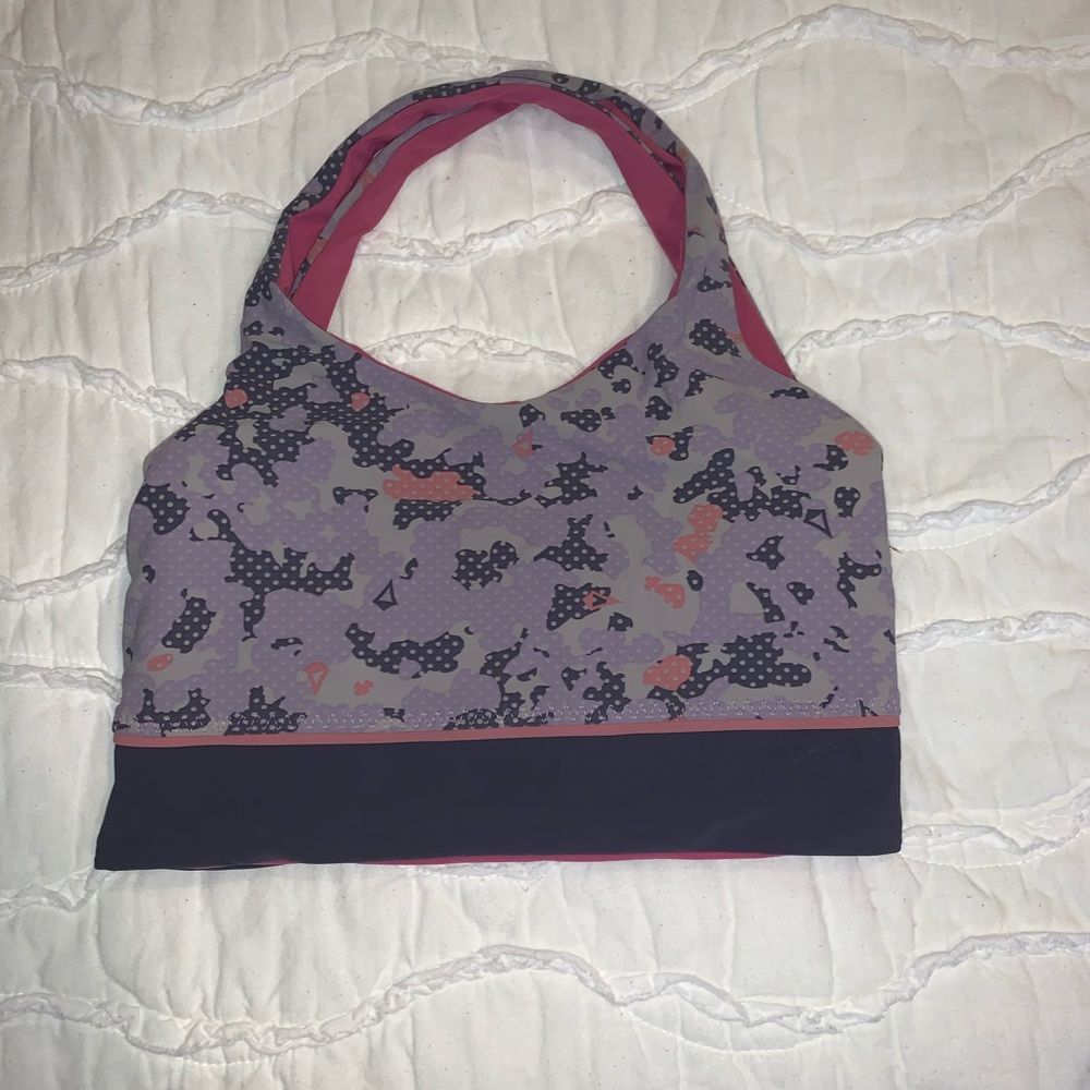 Reversible sports bra